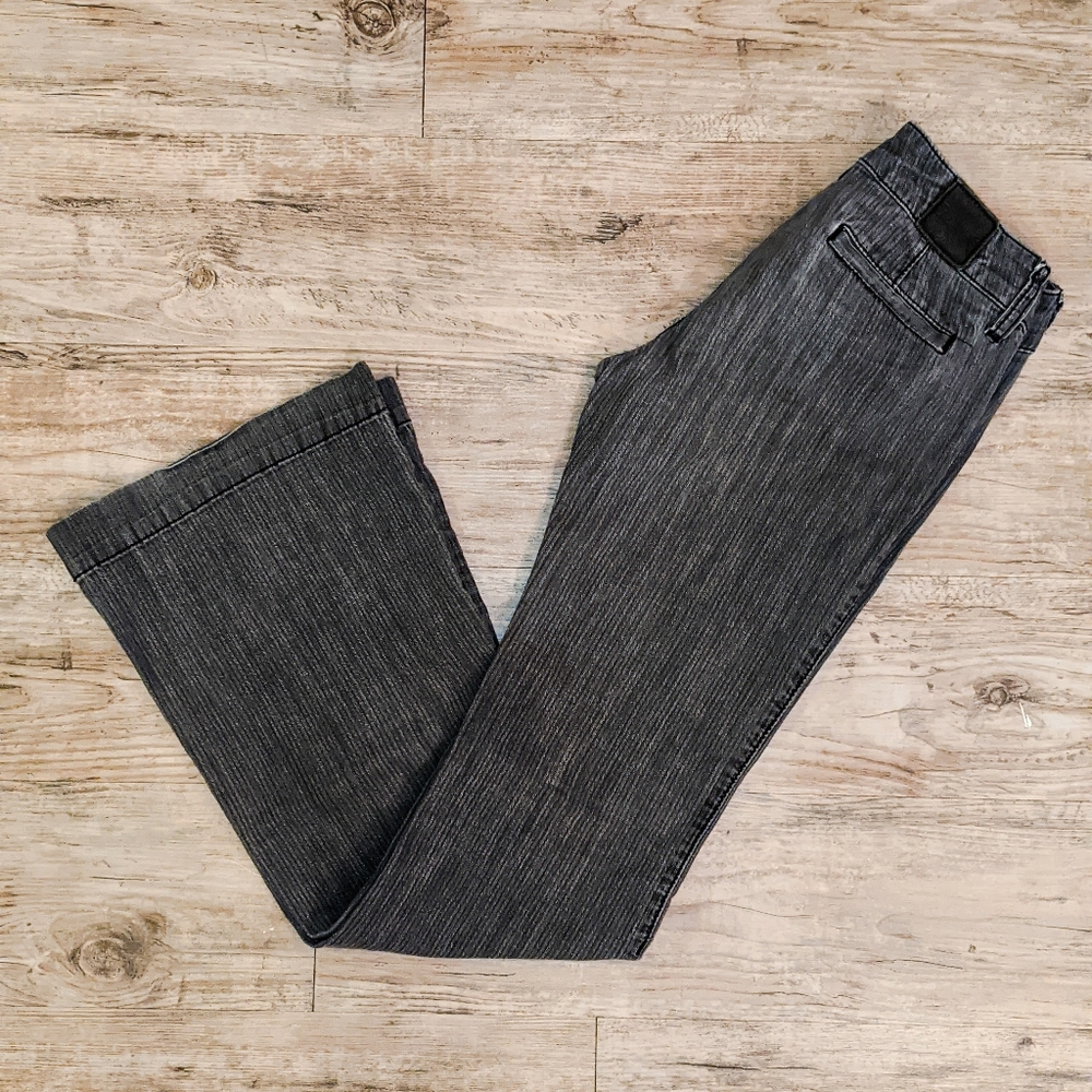 BCBG Charcoal Stretch Flare Jeans Size 25 - Picture 6 of 6